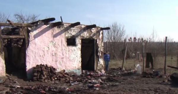 Mobilizare exemplară în Satu Mare pentru o familie cu şapte copii care şi-a pierdut casa într-un incendiu