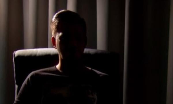 Copil de 14 ani umilit şi ameninţat de foşti colegi de şcoală