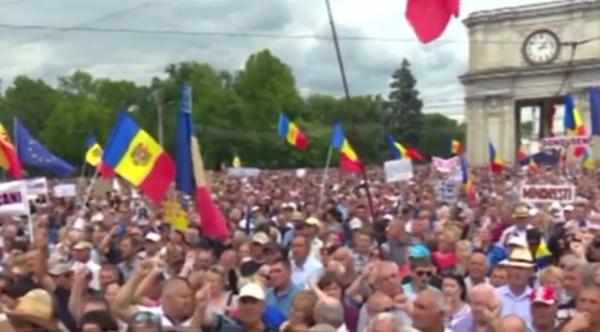 Liderii opoziției din Moldova acuză că au fost otrăviți cu mercur