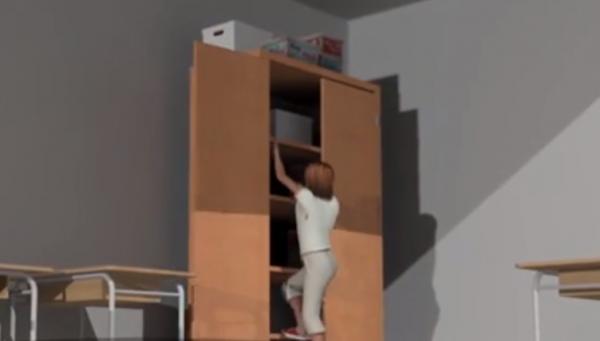 Eleva strivită de dulap într-o şcoală din Dâmboviţa, adusă la Bucureşti. Cum a avut loc accidentul (Video)