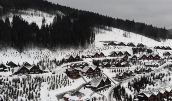 Bukovel, staţiunea de schi din Carpaţi cu pârtii ca-n Alpi