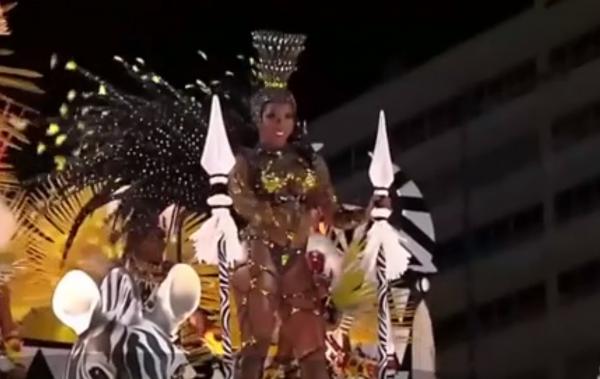 Carnavalul de la Rio a început. Peste 300 de petreceri vor avea loc în oraşul brazilian