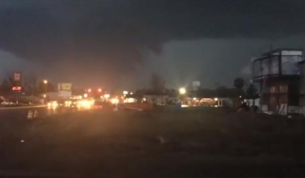 Tornade devastatoare în Statele Unite. 23 de oameni au murit