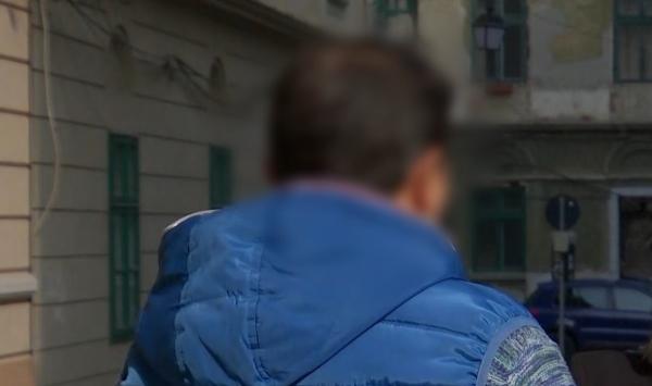 Mamă din Timișoara, acuzată că și-a obligat fetița de 8 ani să facă videochat