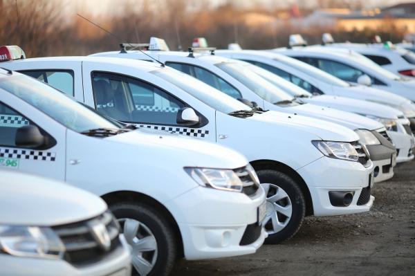 Explodează tarifele pentru poliţele RCA. Cât trebuie să scoată şoferii în plus din buzunar (Video)