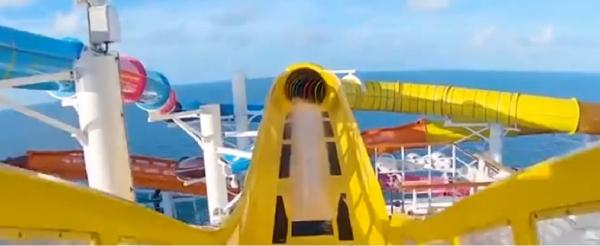 Cel mai mare tobogan acvatic de pe mare are 240 de metri lungime şi este la Miami