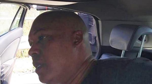 Conversația șocantă cu poliția a șoferului care a vrut să incendieze 50 de copii, la Milano