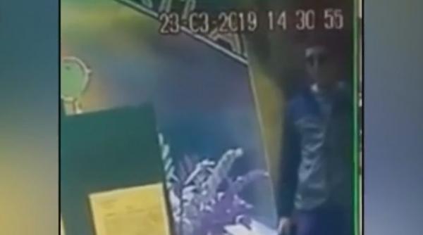 Hoț ”abonat” la un magazin de blănuri din Suceava, pe care l-a jefuit de 3 ori