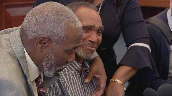 Condamnați pe nedrept pentru crimă, doi nevinovați au fost eliberați după 43 de ani de închisoare