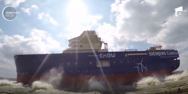 Nava "Horizon", construită în portul din Galaţi, lansată la apă după o muncă de un an