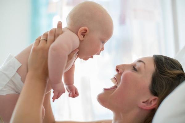 Bani mai mulți pentru mamele care nasc și al doilea copil (Video)