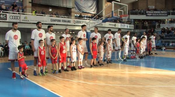 Baschetbaliştii de la CSM Oradea se alătură campaniei Stop bullying