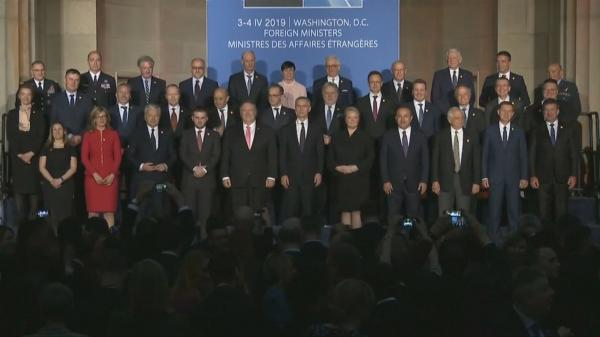 NATO la 70 de ani, aniversare care nu e lipsită de probleme