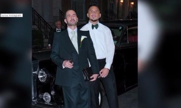 Creatorul de modă Marc Jacobs s-a căsătorit cu iubitul său cu 18 ani mai tanar (Video)