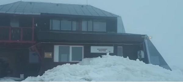 Ninsori și viscol înainte de Paște