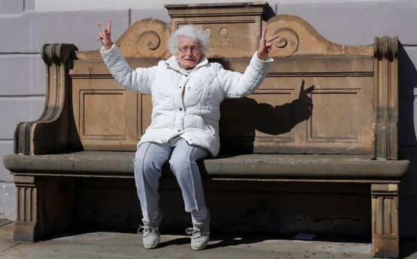 O străbunică de 100 de ani candidează la alegerile locale din Germania