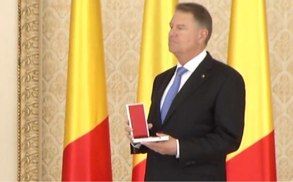 Spitalul din Constanţa, criticat de ministru, a fost decorat de Iohannis