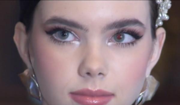 Trucurile specialiștilor pentru un machiaj impecabil acasă