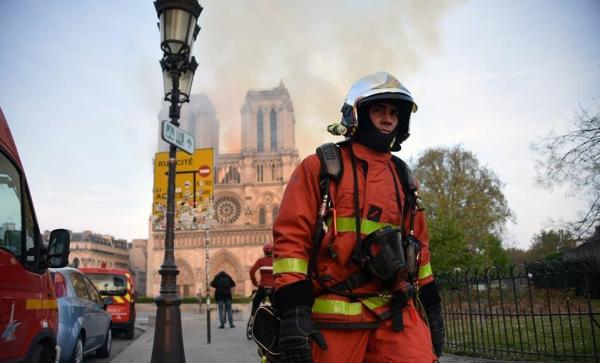 Ștefan, voluntarul român care a fost în prima linie, la incendiul de la Notre Dame