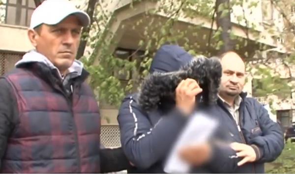 O fetiţă de nouă ani a pus pe fugă un hoţ care a atacat-o pe stradă