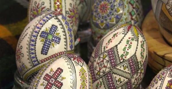 Moldoviţa se pregăteşte pentru Paşte cu tradiţii de mii de ani şi obiceiuri străvechi