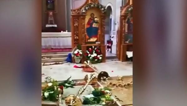 Biserică din Italia, devastată în noaptea de Înviere de doi români beți. Unul dintre ei a adormit buștean, după dezastru