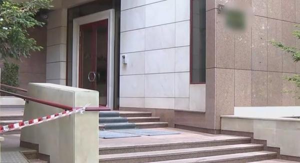 Sinuciderea, principala ipoteză în cazul bărbatului mort la o firmă de avocatură