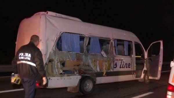 Mărturii dramatice după accidentul de pe A1. O femeie a murit, un bărbat e desfigurat: "I-a smuls mâna din umăr"