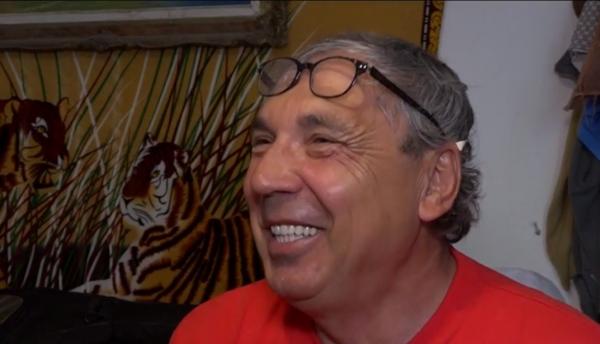 Pasiunea inedită a lui Nea Ștefan, șofer de camion din Mehedinți