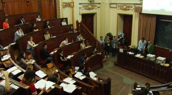 Aproape 3.000 de liceeni, la simularea examenului de la Medicină