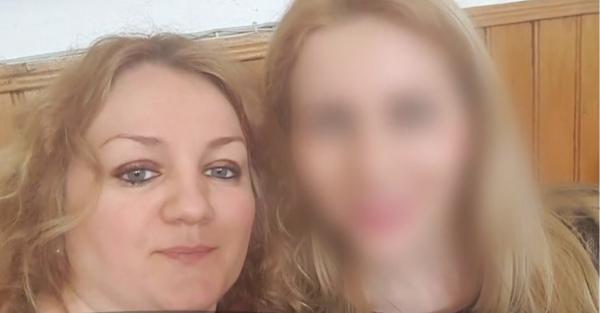 Anchetă după ce soţia unui preot s-a sinucis aruncându-se din ambulanţă