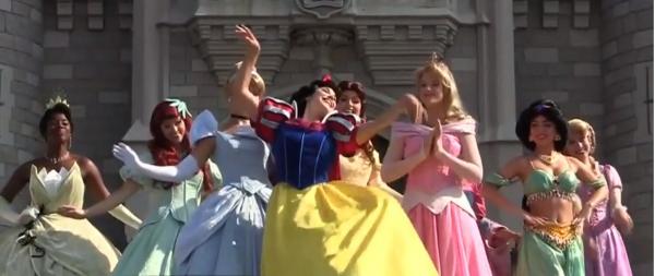 Reguli stricte pentru a deveni o prinţesă Disney