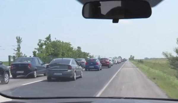 Weekend cu cozi pe Autostrada Soarelui, pe drumul spre mare
