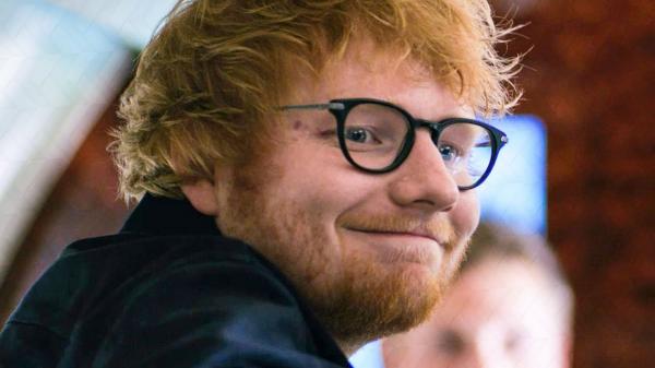 Ed Sheeran lansează un album în colaborare cu Eminem, 50 Cent, Justin Bieber şi Bruno Mars (Video)
