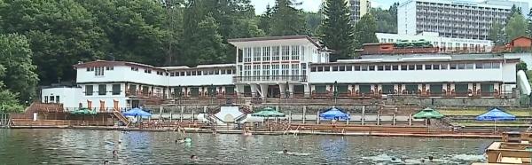 Lacul Ursu, una dintre cele mai căutate staţiuni terapeutice din ţară