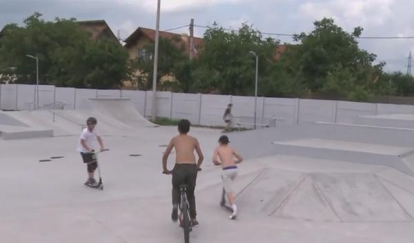 Vacanța îi poate afecta pe copiii scoși dintr-o anumită rutină. Ce spun specialiștii