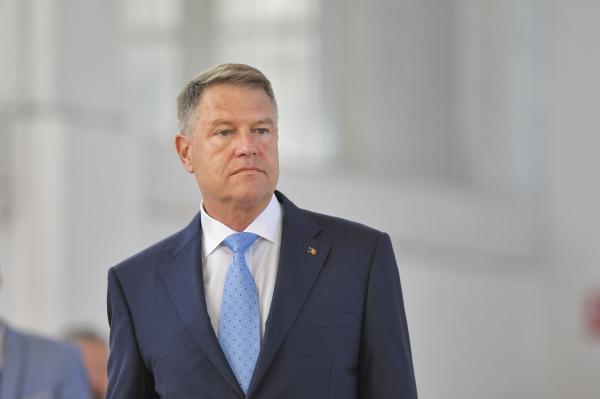 Klaus Iohannis critică noul Cod Administrativ, adoptat de guvern