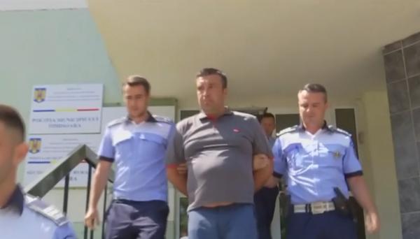 Un șofer cu permis suspendat și numere furate a forțat intrarea în Vama Nădlac