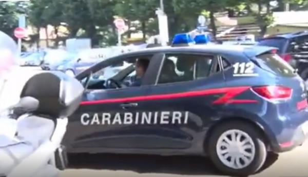 Caz teribil în Italia. Medici, asistenţi sociali şi politicieni, acuzaţi că vindeau copii pentru adopţie