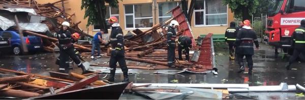 Fenomenele meteo extreme fac victime. Un bărbat a murit în Dâmboviţa