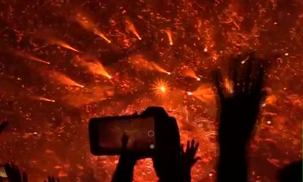 Mii de petrecăreţi au făcut noapte albă la festivalul Neversea