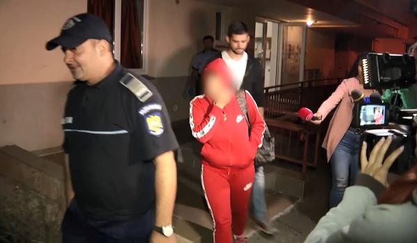 Mama copilului ucis în bătaie la Cluj a fost reţinută pentru crimă