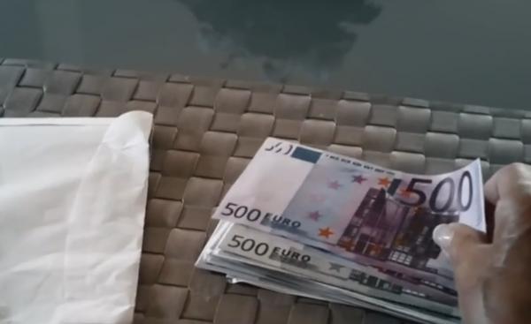 Bătrână jefuită de 1 milion de Euro prin metoda ”Atenţie la hoţii români”, în Germania