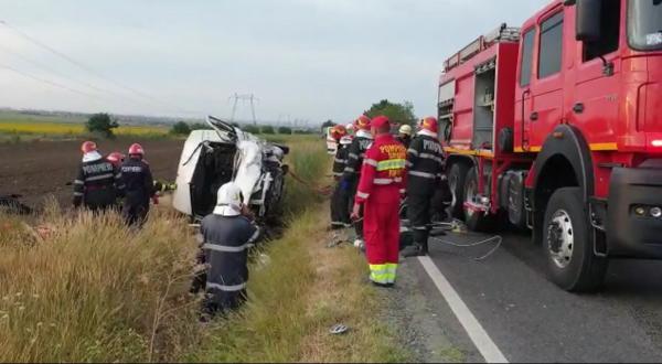 Accident teribil în Constanța. Trei morți și patru răniți, dintre care doi în comă, după ce un șofer a intrat pe contrasens