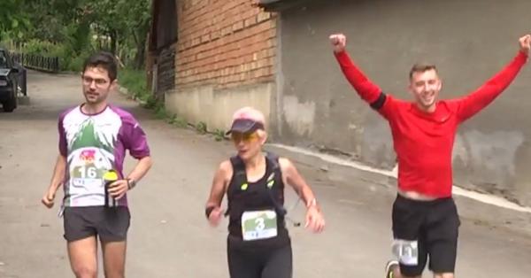 Provocare inedită pentru iubitorii de drumeţii, în Mărginimea Sibiului (Video)