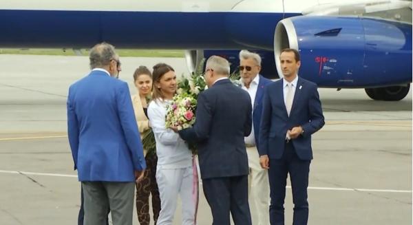 Primele declaraţii ale Simonei Halep de la revenirea în România