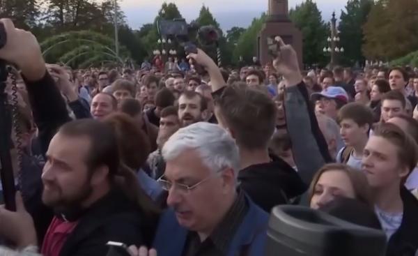 Noi proteste la Moscova. Mai mulţi candidaţi ai opoziţiei nu au primit aprobarea să candideze la alegerile locale