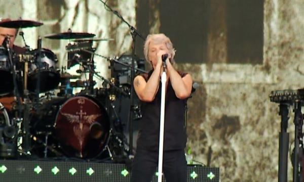 Trupa Bon Jovi a revenit în România. Peste 50.000 de oameni au aşteptat cu nerăbdare momentul