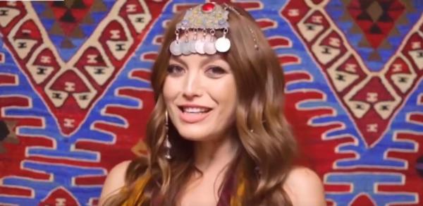 Elena Gheorghe, videoclip în Turcia pentru noua sa piesă "Gura ta"