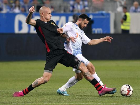 Incident violent la meciul dintre Craiova şi Honved Budapesta, din Europa League